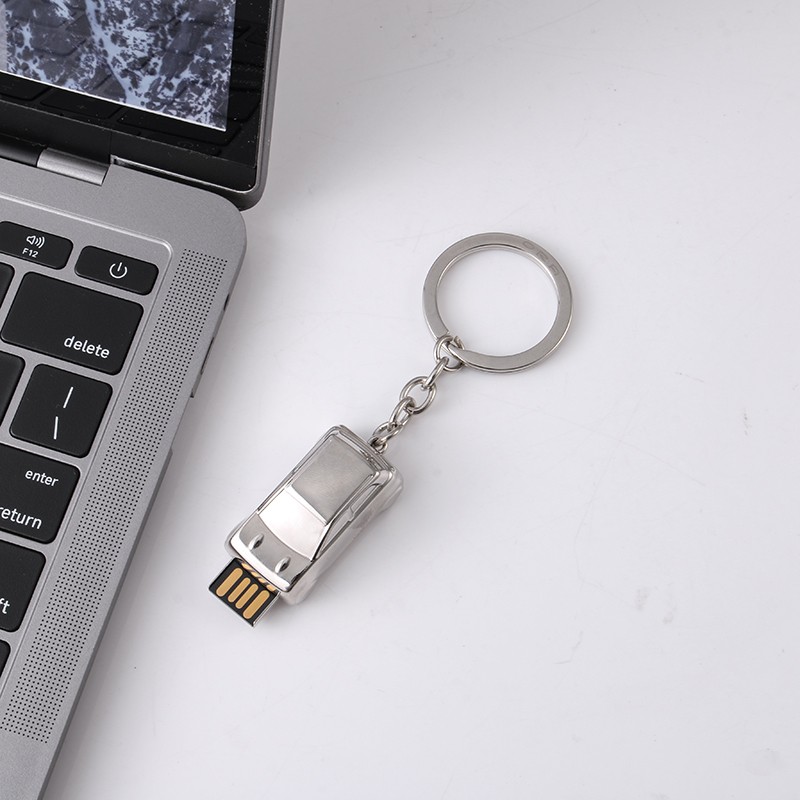 灰色汽车U盘